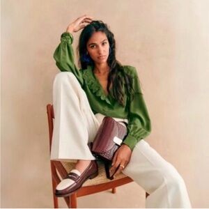 Green Sezane Rosine blouse 100% silk size 34